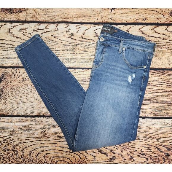 Torrid Premium Jeggings Distressed Jeans Size 12 Blue Stretch Comfort Pants - Picture 2 of 9